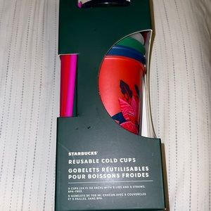 Starbucks reusable cups